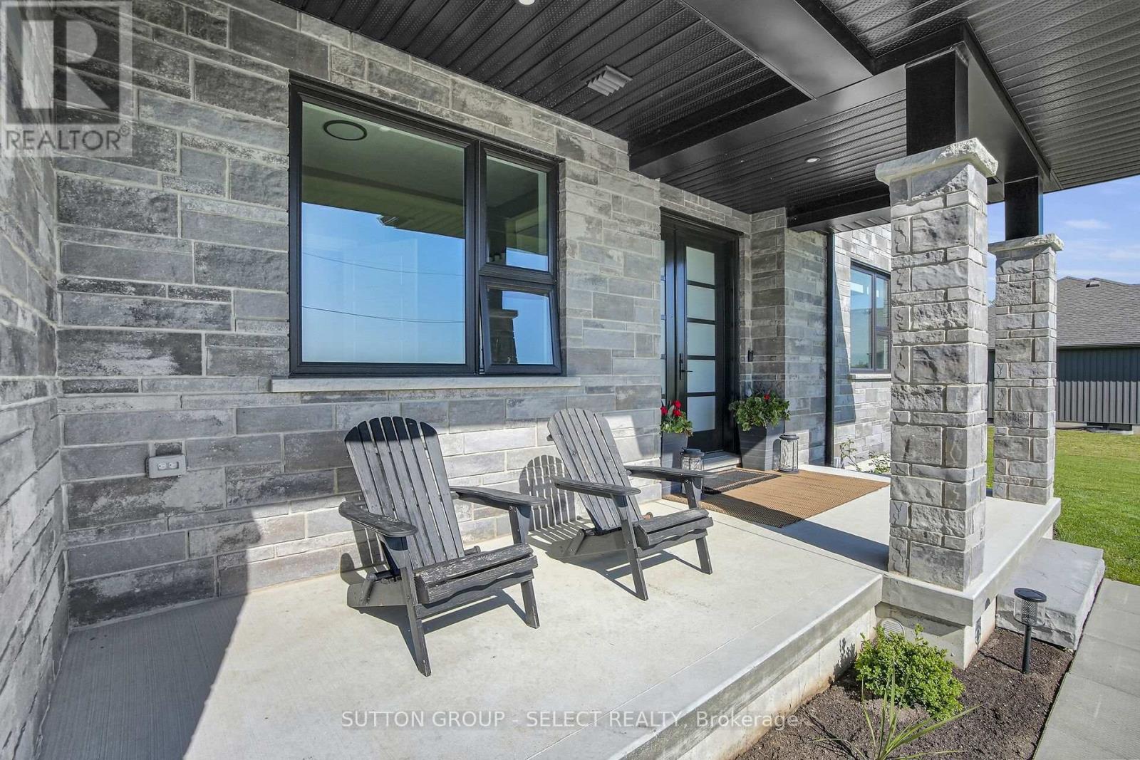 11197 Springwater Road, Malahide, Ontario  N5H 2R6 - Photo 7 - X12379991
