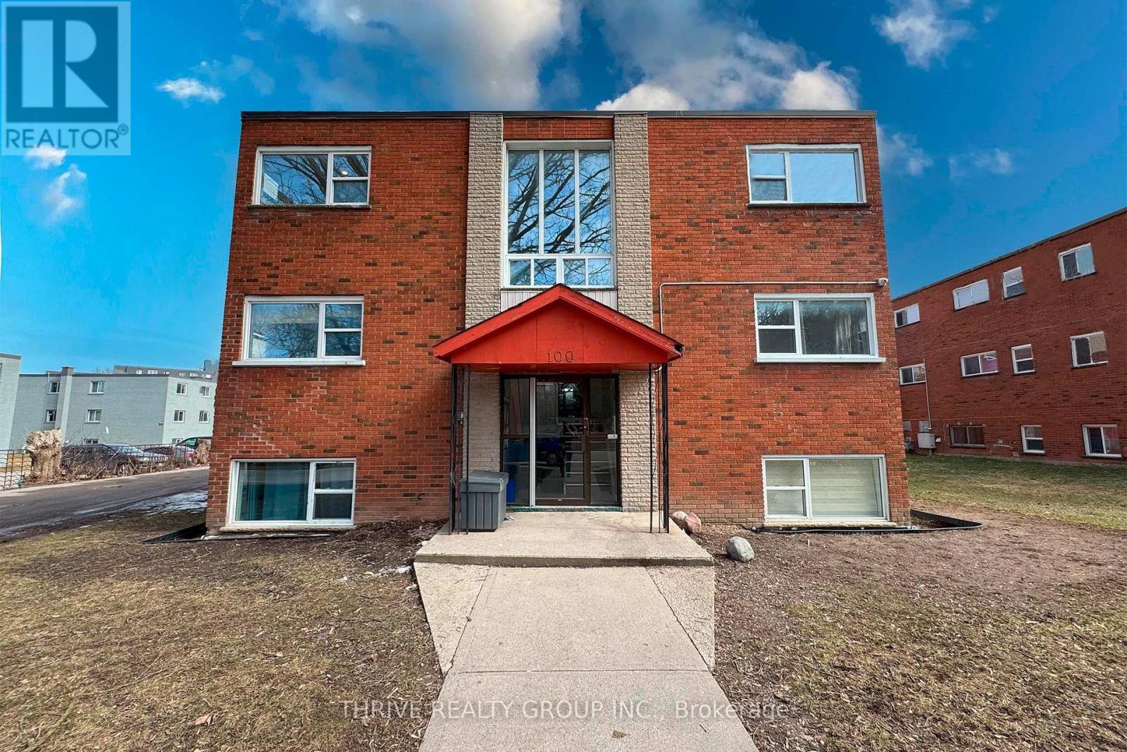 5 - 100 King Edward Avenue, London South, Ontario  N5Z 3T1 - Photo 1 - X12380025
