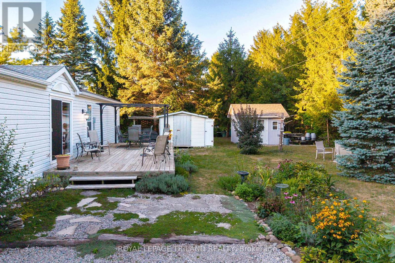 14 Dominican Lane, Bluewater, Ontario  N0M 1N0 - Photo 11 - X12380066
