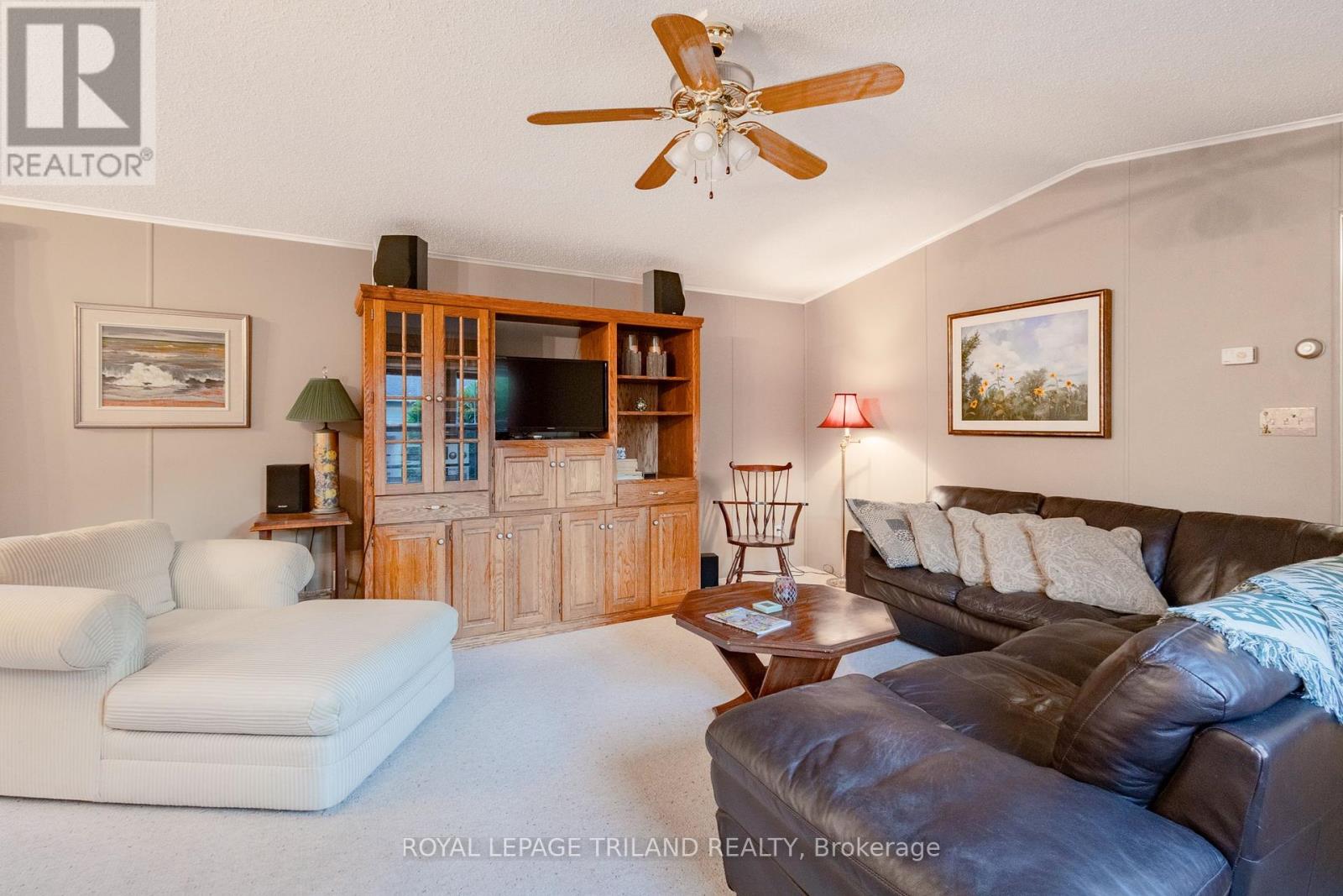 14 Dominican Lane, Bluewater, Ontario  N0M 1N0 - Photo 17 - X12380066