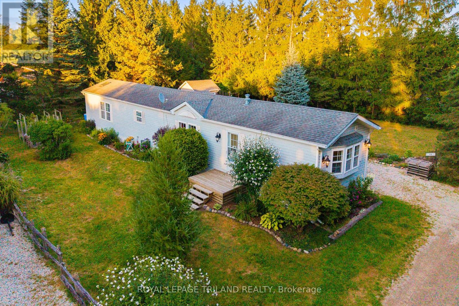 14 Dominican Lane, Bluewater, Ontario  N0M 1N0 - Photo 2 - X12380066