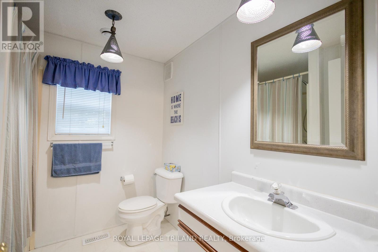 14 Dominican Lane, Bluewater, Ontario  N0M 1N0 - Photo 31 - X12380066