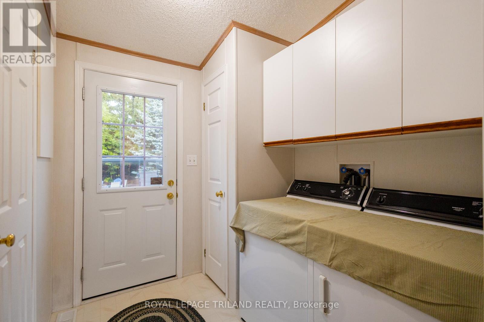 14 Dominican Lane, Bluewater, Ontario  N0M 1N0 - Photo 36 - X12380066