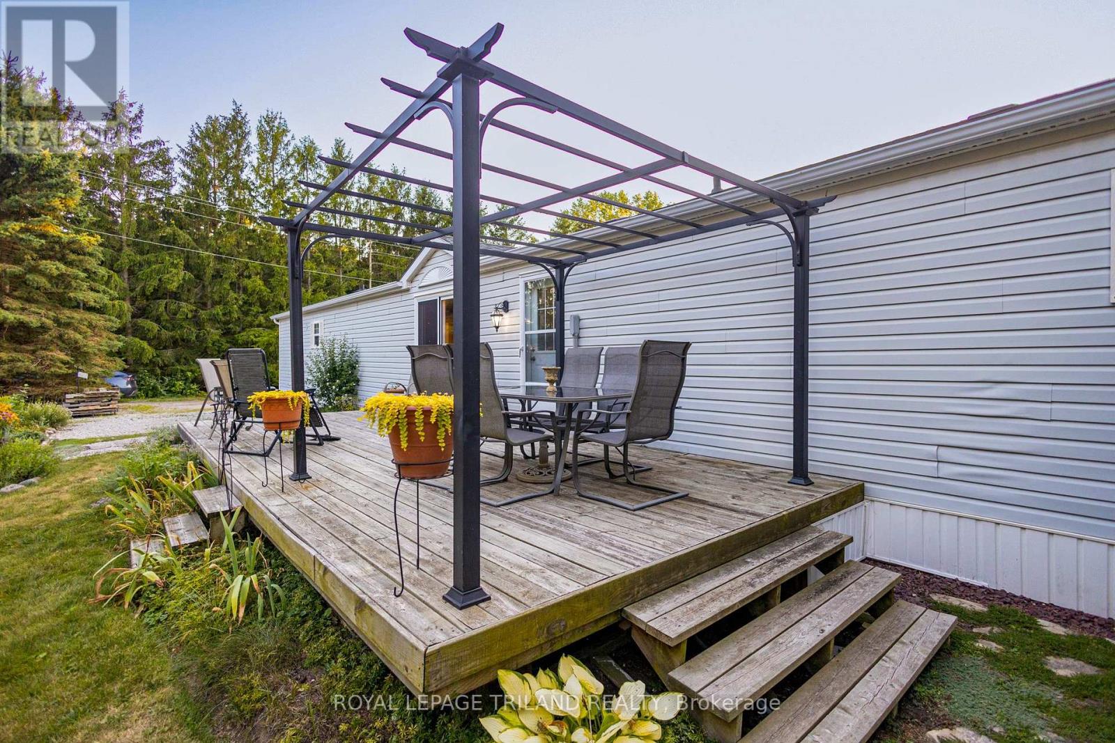 14 Dominican Lane, Bluewater, Ontario  N0M 1N0 - Photo 43 - X12380066