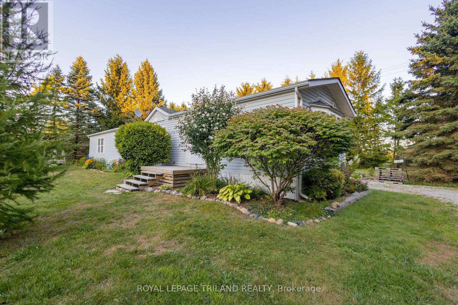 14 Dominican Lane, Bluewater, Ontario  N0M 1N0 - Photo 44 - X12380066