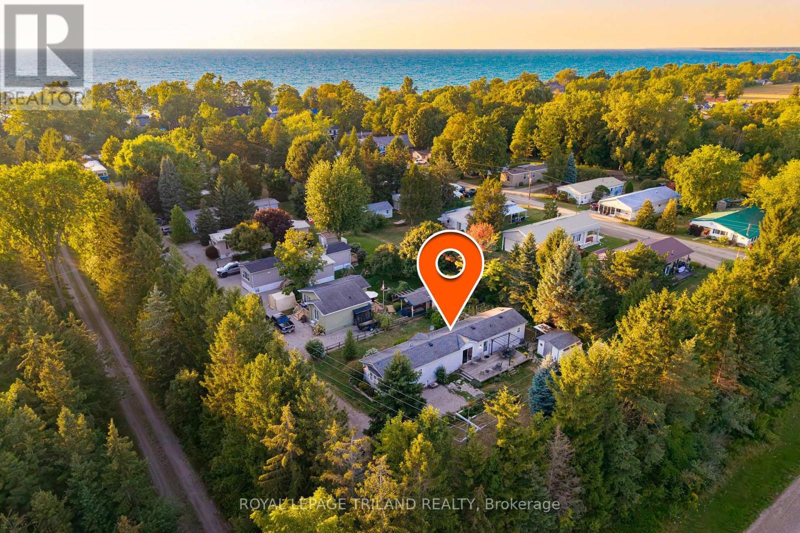 14 Dominican Lane, Bluewater, Ontario  N0M 1N0 - Photo 47 - X12380066