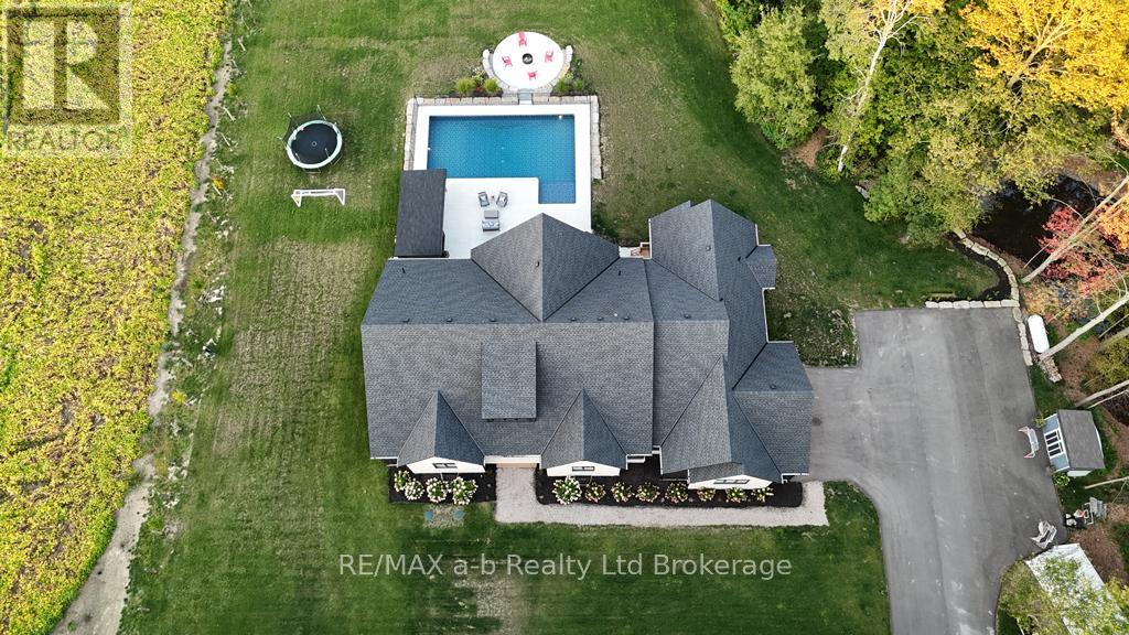592 Carson Side Road, Norfolk, Ontario  N4G 4G9 - Photo 45 - X12379647