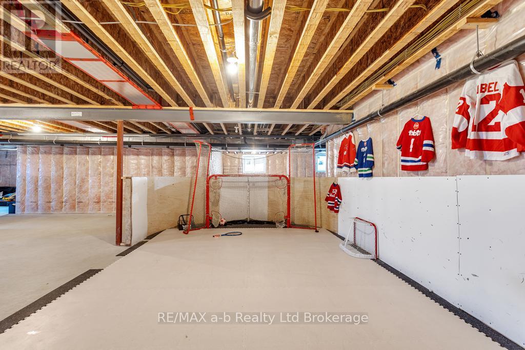 592 Carson Side Road, Norfolk, Ontario  N4G 4G9 - Photo 47 - X12379647