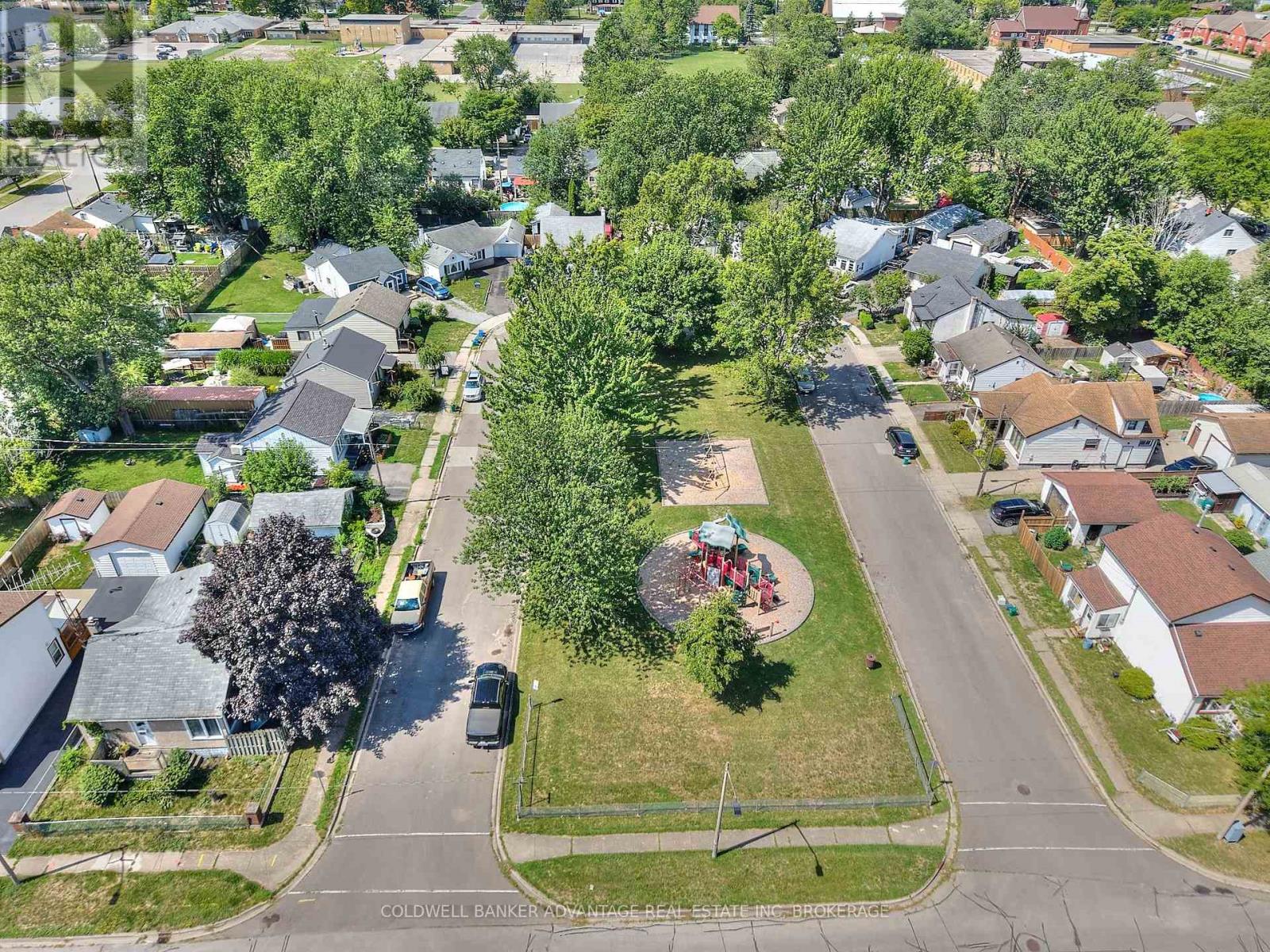 41 Dunkirk Court, Welland, Ontario  L3B 4W1 - Photo 33 - X12368275