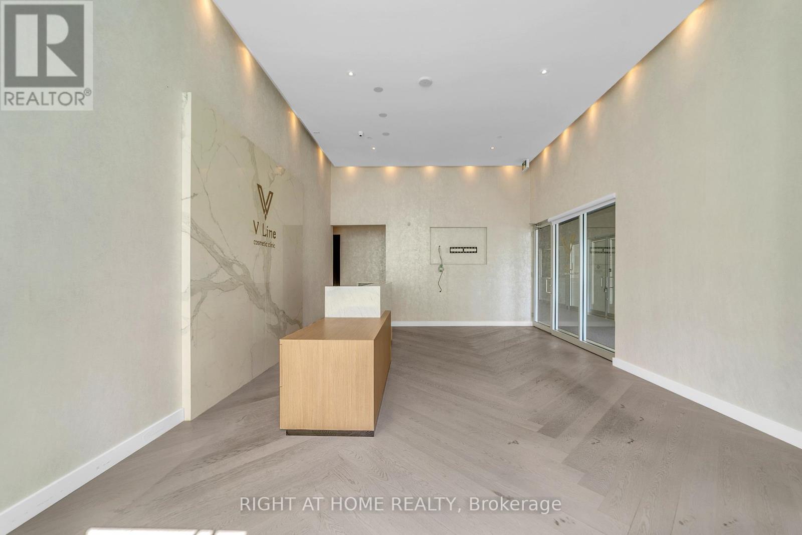 7191 Yonge Street, Markham, Ontario  L3T 0C4 - Photo 15 - N12379820
