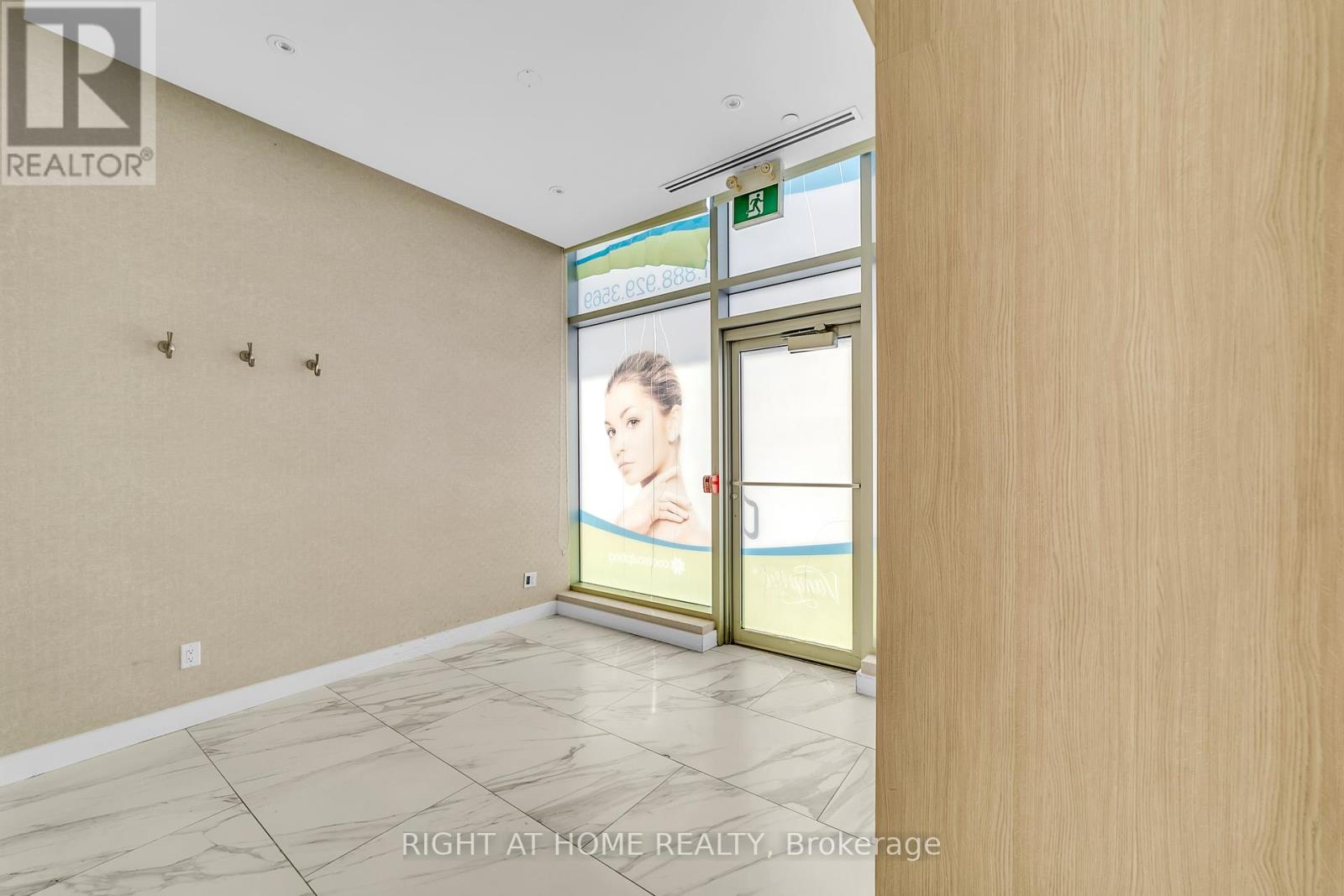 7191 Yonge Street, Markham, Ontario  L3T 0C4 - Photo 25 - N12379820