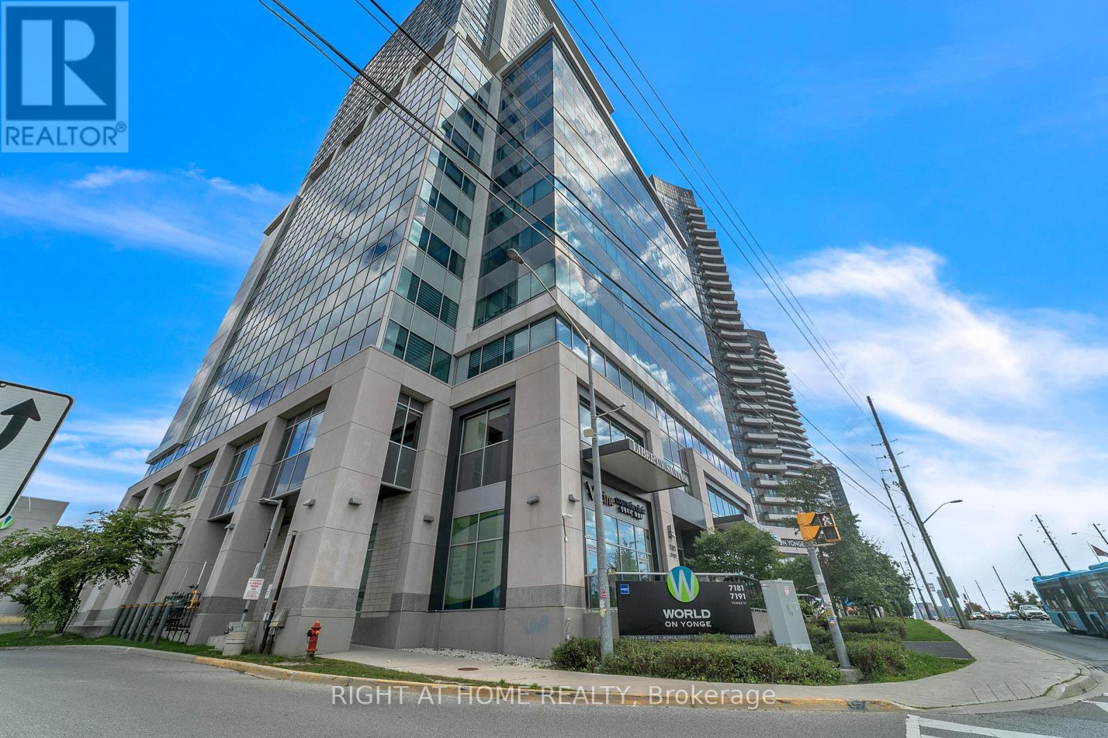 7191 Yonge Street, Markham, Ontario  L3T 0C4 - Photo 3 - N12379820