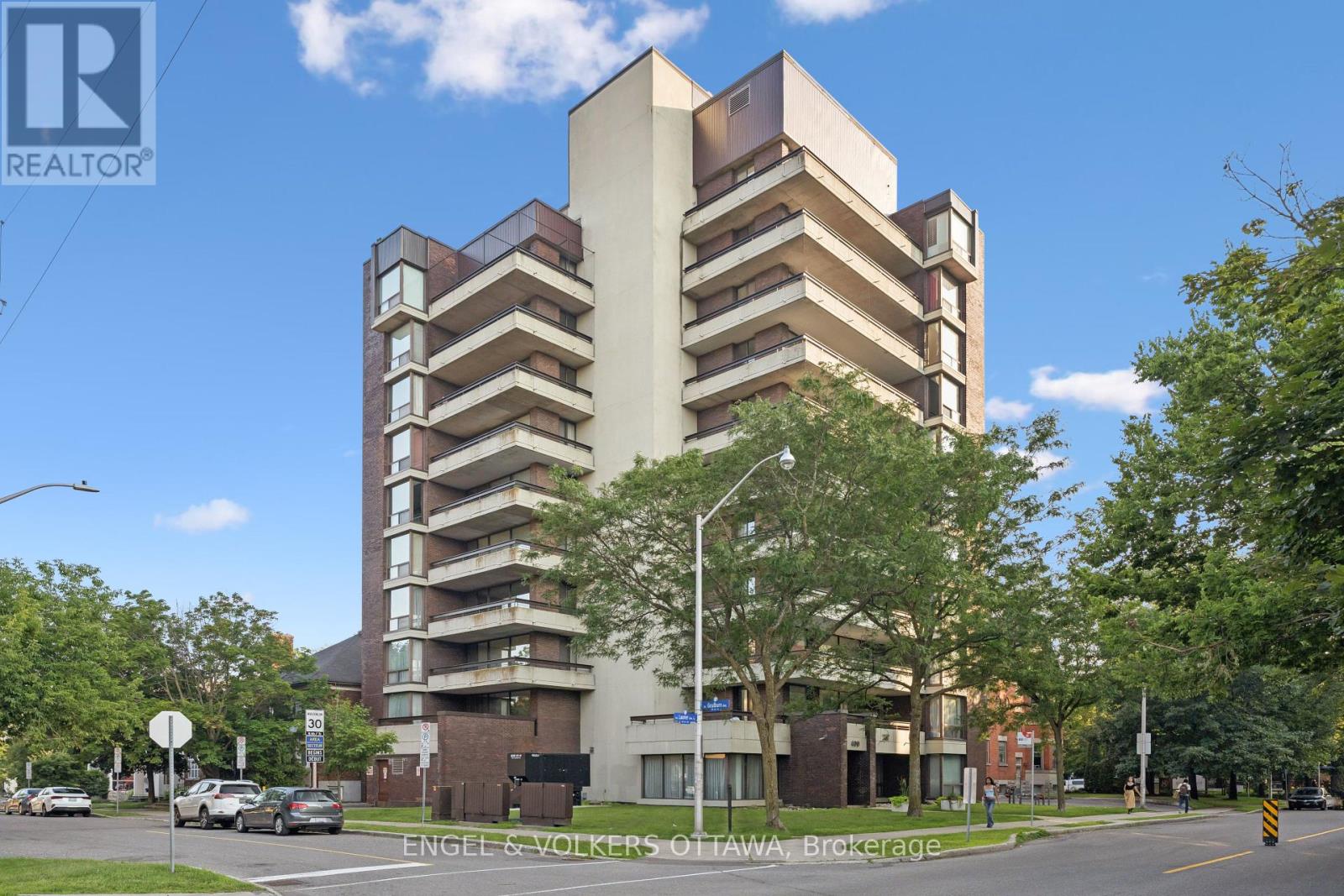 8A - 400 LAURIER AVENUE E, Ottawa, Ontario