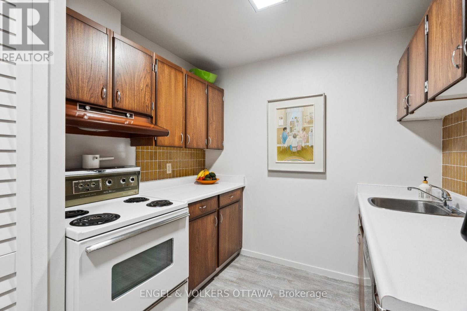 8a - 400 Laurier Avenue E, Ottawa, Ontario  K1N 8Y2 - Photo 21 - X12379939
