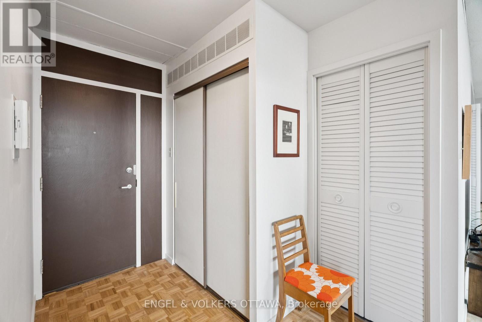 8a - 400 Laurier Avenue E, Ottawa, Ontario  K1N 8Y2 - Photo 6 - X12379939
