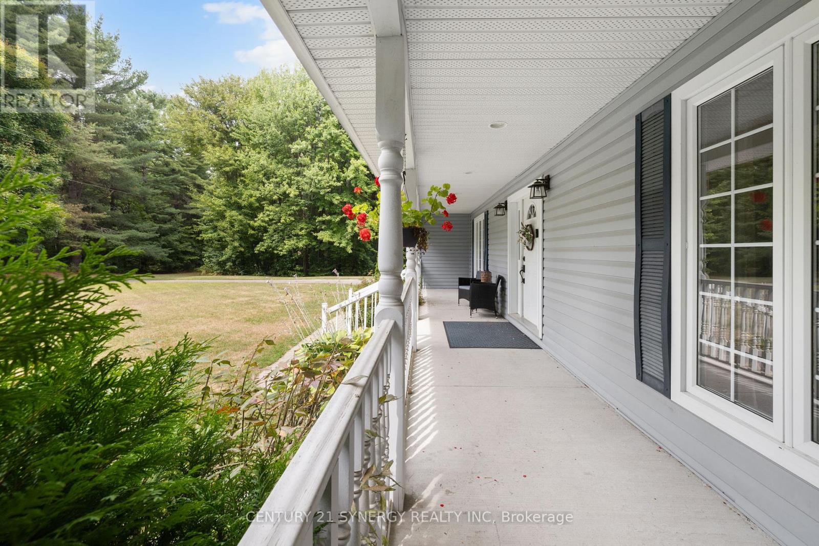 4621 Haggarts Side Road, Elizabethtown-Kitley, Ontario  K6T 1A5 - Photo 2 - X12380091