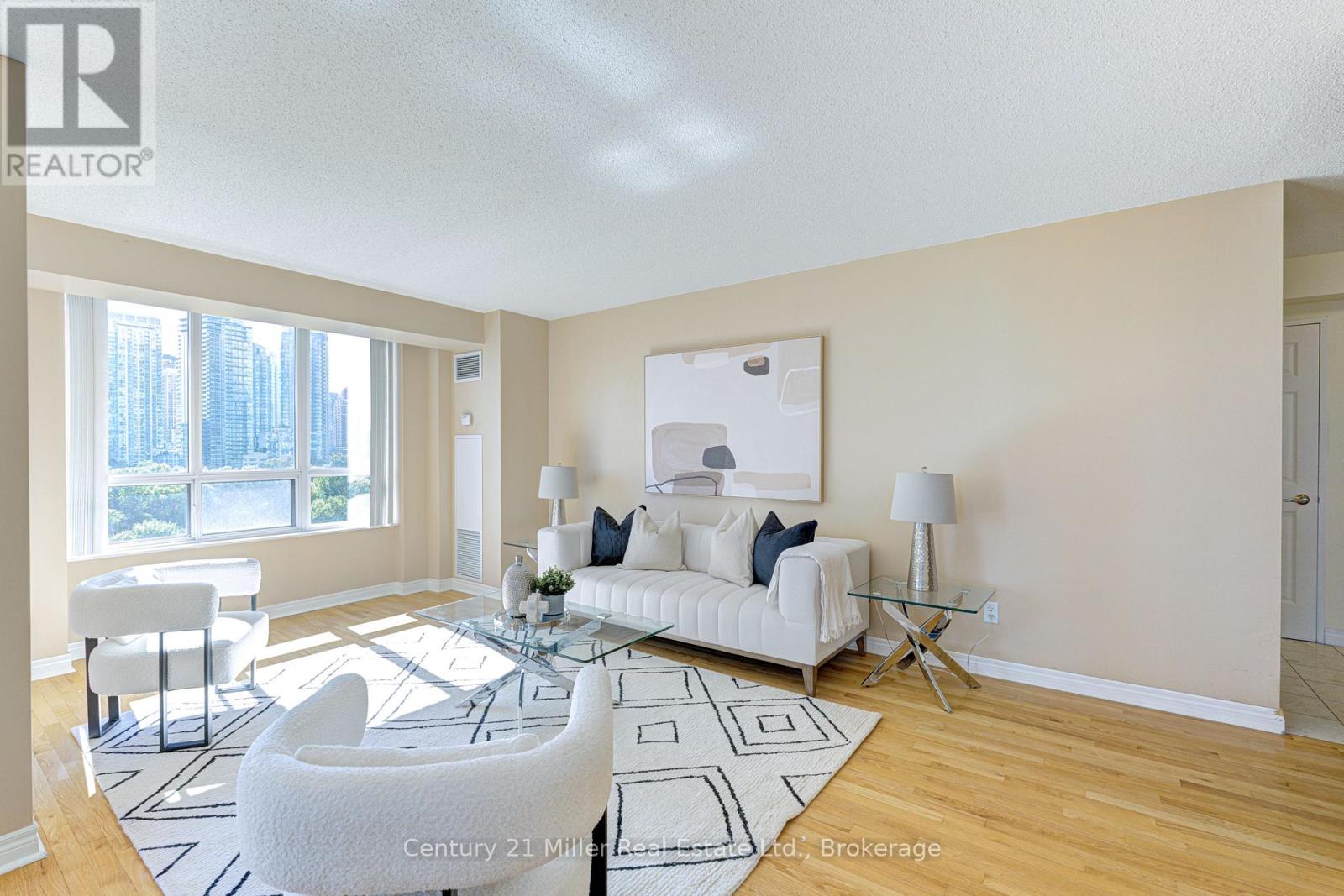 1210 - 156 Enfield Place, Mississauga, Ontario  L5B 4L8 - Photo 6 - W12379946