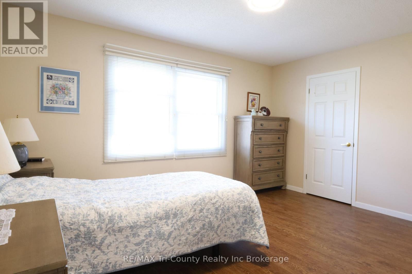 20 Edwin Crescent, Tillsonburg, Ontario  N4G 5H3 - Photo 12 - X12380029