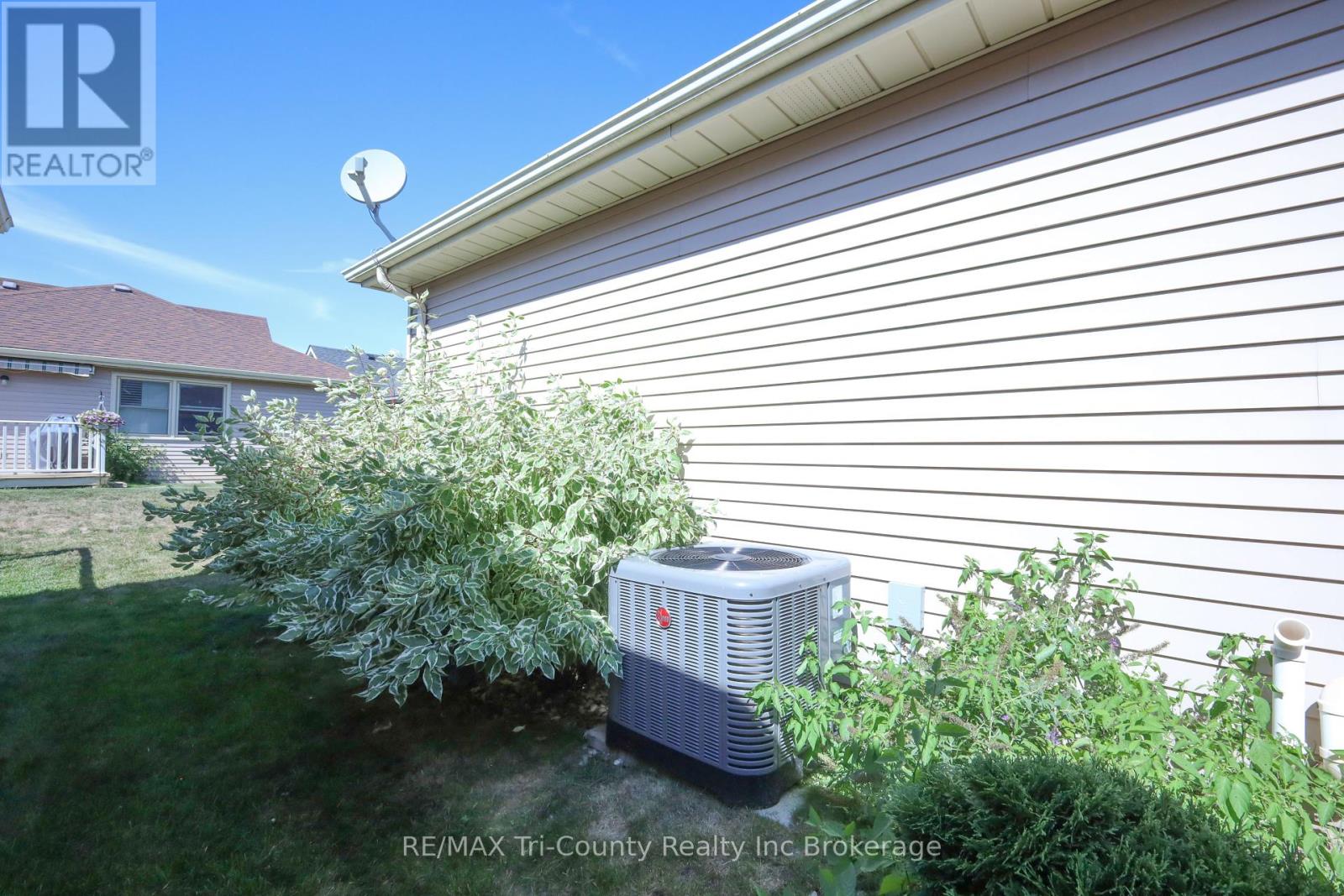 20 Edwin Crescent, Tillsonburg, Ontario  N4G 5H3 - Photo 29 - X12380029