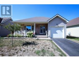 20 EDWIN CRESCENT