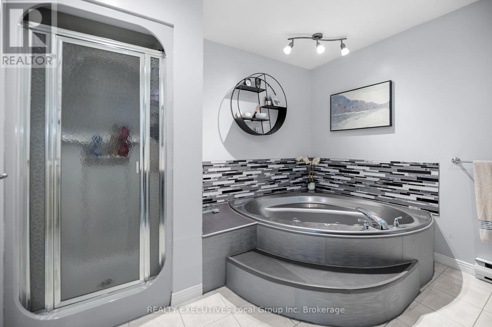 31 Robinhood Court, North Bay, Ontario  P1C 1L2 - Photo 23 - X12380002