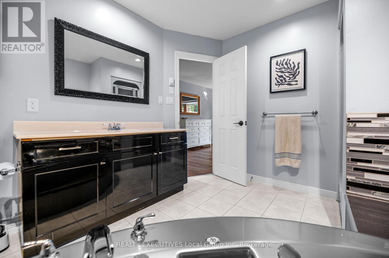 31 Robinhood Court, North Bay, Ontario  P1C 1L2 - Photo 24 - X12380002