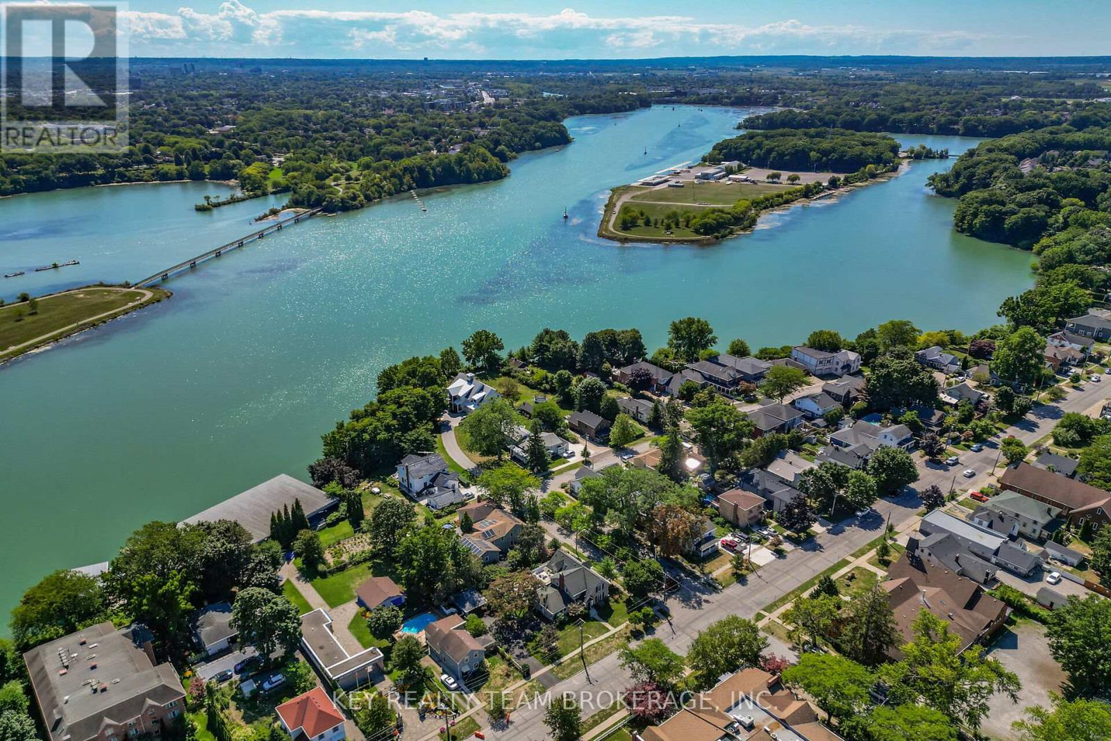 3 - 27 Scullers Way, St. Catharines (Martindale Pond), Ontario  L2N 7S9 - Photo 47 - X12380086