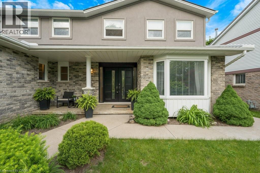 14 PATHFINDER Crescent, Kitchener, Ontario