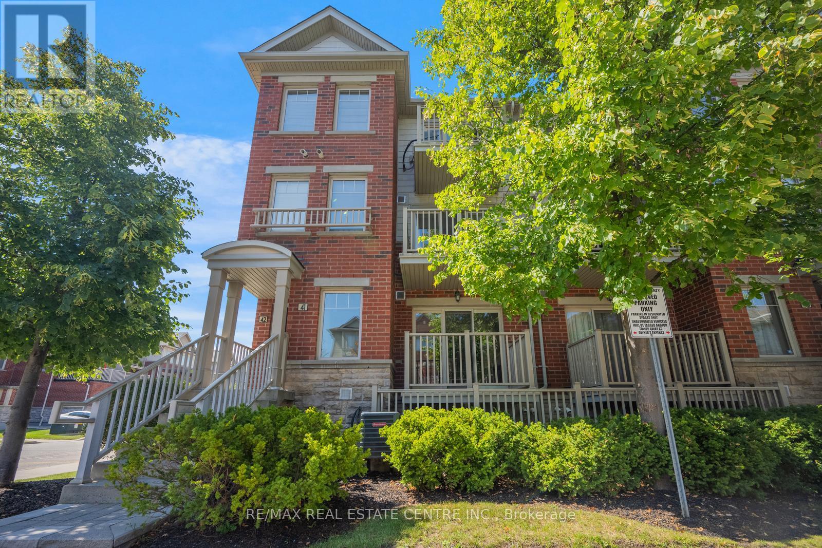 41 - 3250 Bentley Drive, Mississauga, Ontario  L5M 0P7 - Photo 3 - W12375967