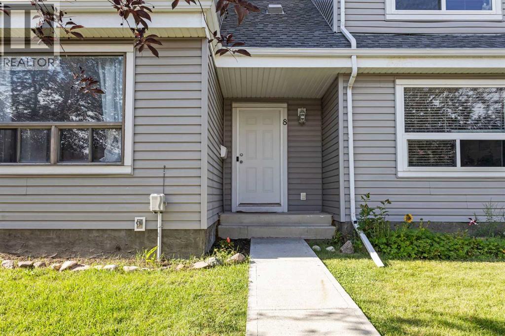 Property at 8, 4360 58 Street NE image 2