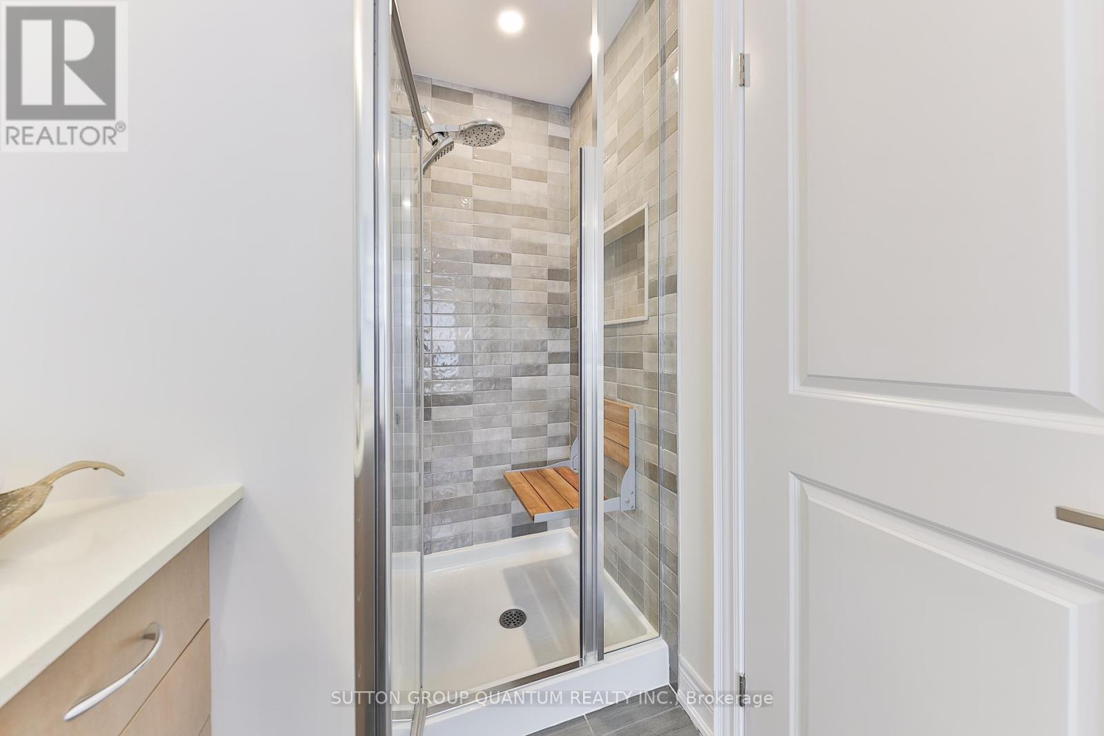 2168 Postmaster Drive, Oakville, Ontario  L6M 5T1 - Photo 34 - W12379827