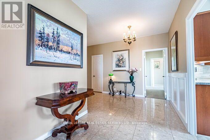 Sph2 - 1 Aberfoyle Crescent, Toronto, Ontario  M8X 2X8 - Photo 10 - W12379849