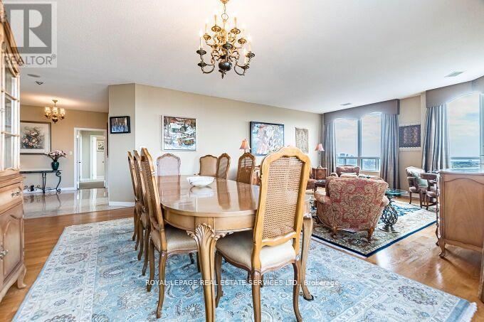 Sph2 - 1 Aberfoyle Crescent, Toronto, Ontario  M8X 2X8 - Photo 12 - W12379849