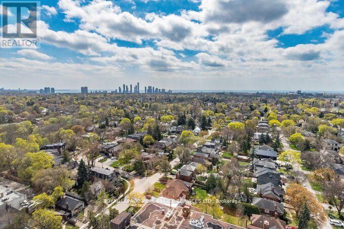 Sph2 - 1 Aberfoyle Crescent, Toronto, Ontario  M8X 2X8 - Photo 14 - W12379849