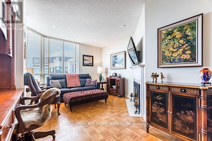 Sph2 - 1 Aberfoyle Crescent, Toronto, Ontario  M8X 2X8 - Photo 19 - W12379849