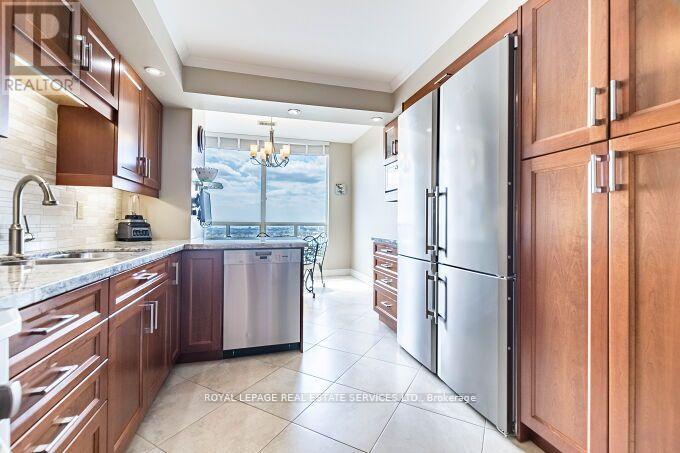 Sph2 - 1 Aberfoyle Crescent, Toronto, Ontario  M8X 2X8 - Photo 22 - W12379849