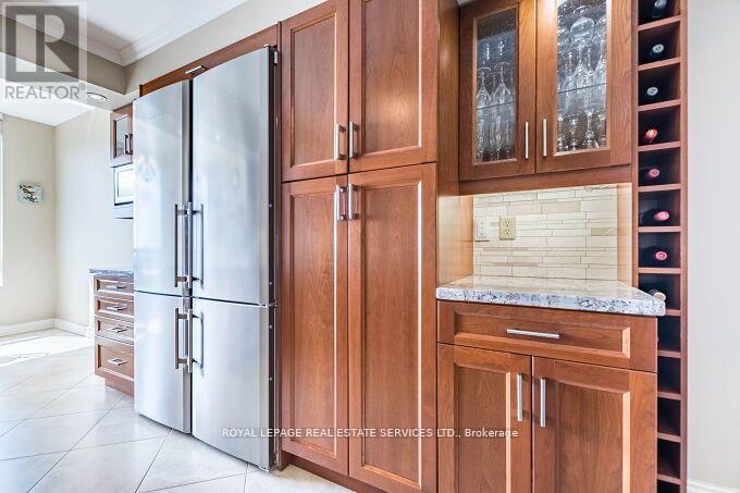 Sph2 - 1 Aberfoyle Crescent, Toronto, Ontario  M8X 2X8 - Photo 23 - W12379849