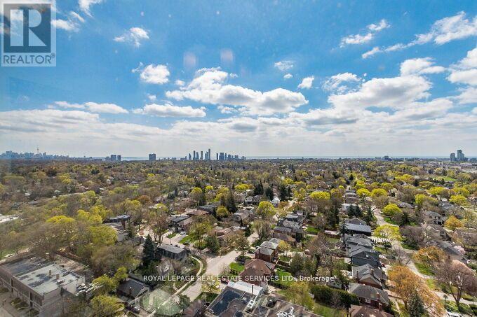 Sph2 - 1 Aberfoyle Crescent, Toronto, Ontario  M8X 2X8 - Photo 25 - W12379849