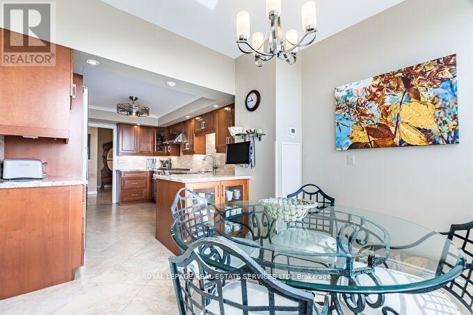 Sph2 - 1 Aberfoyle Crescent, Toronto, Ontario  M8X 2X8 - Photo 26 - W12379849