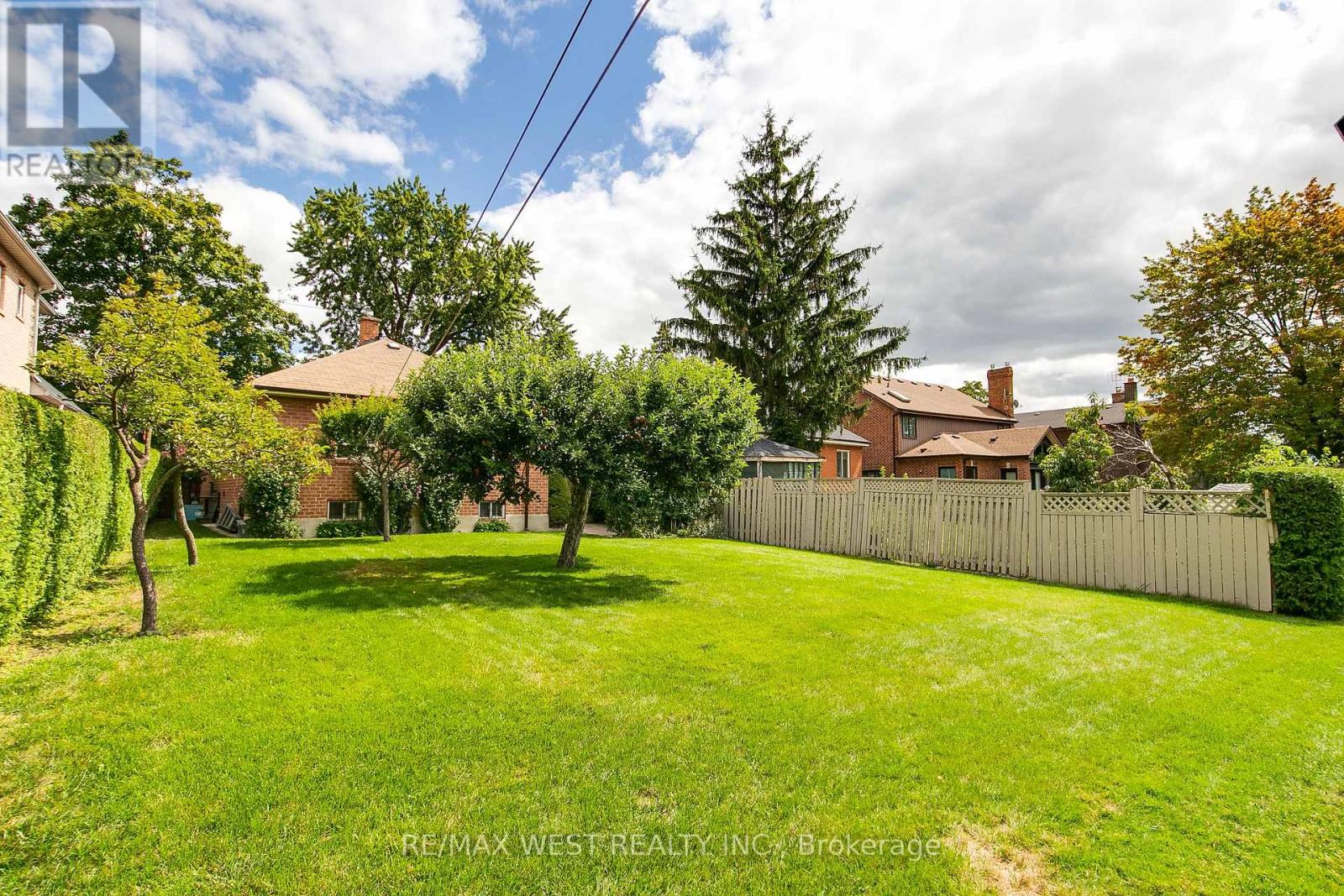 50 Larchmere Avenue, Toronto, Ontario  M9L 2N3 - Photo 35 - W12379891