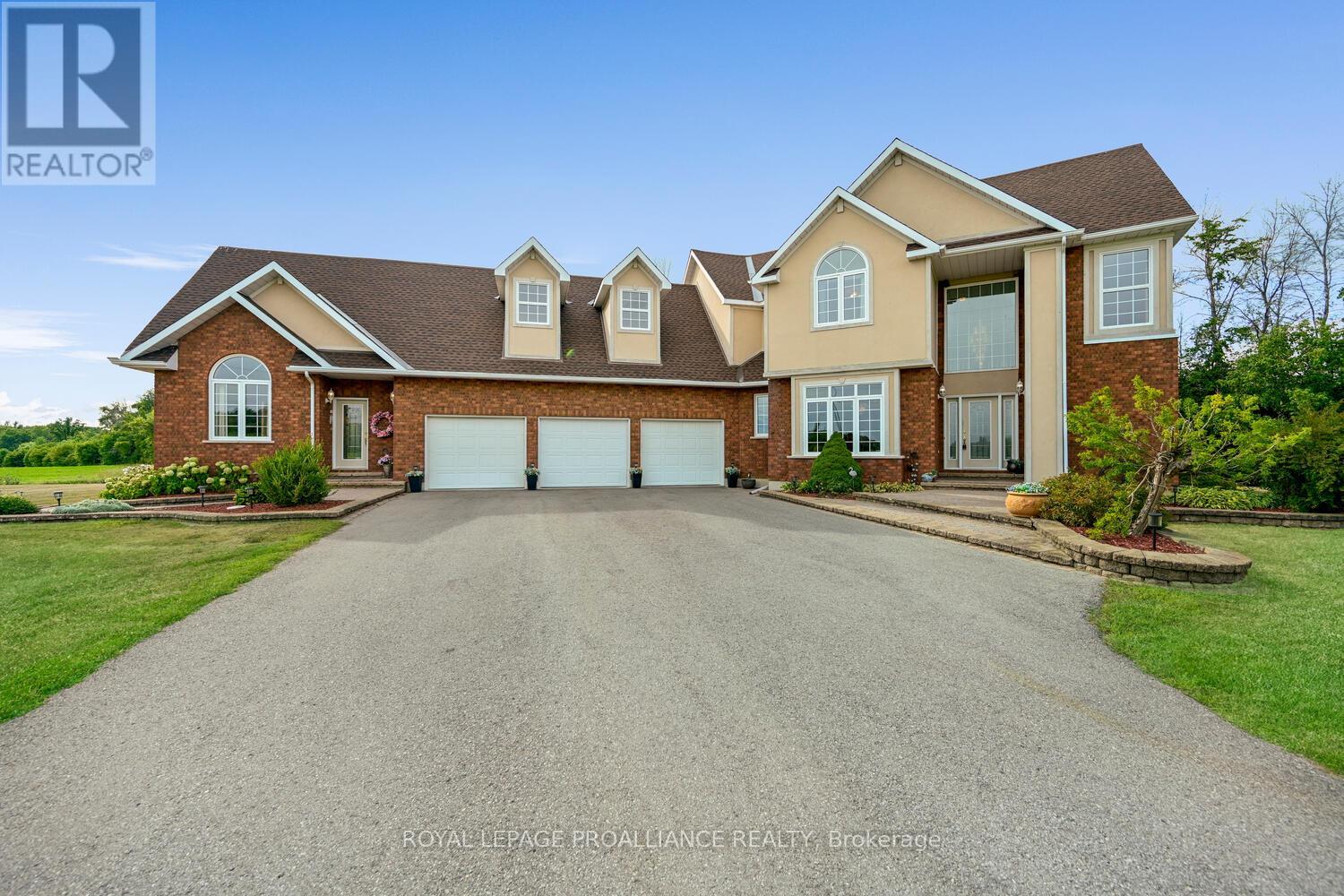 3560/3562 WEIR ROAD, Edwardsburgh/Cardinal, Ontario