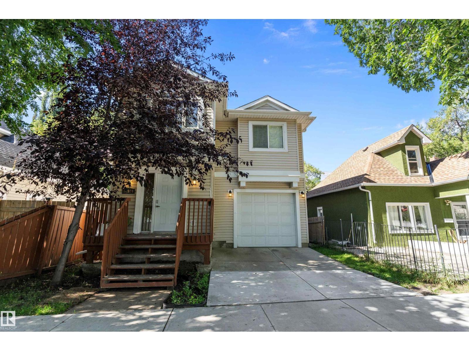 10924 92 ST NW NW, Edmonton, Alberta