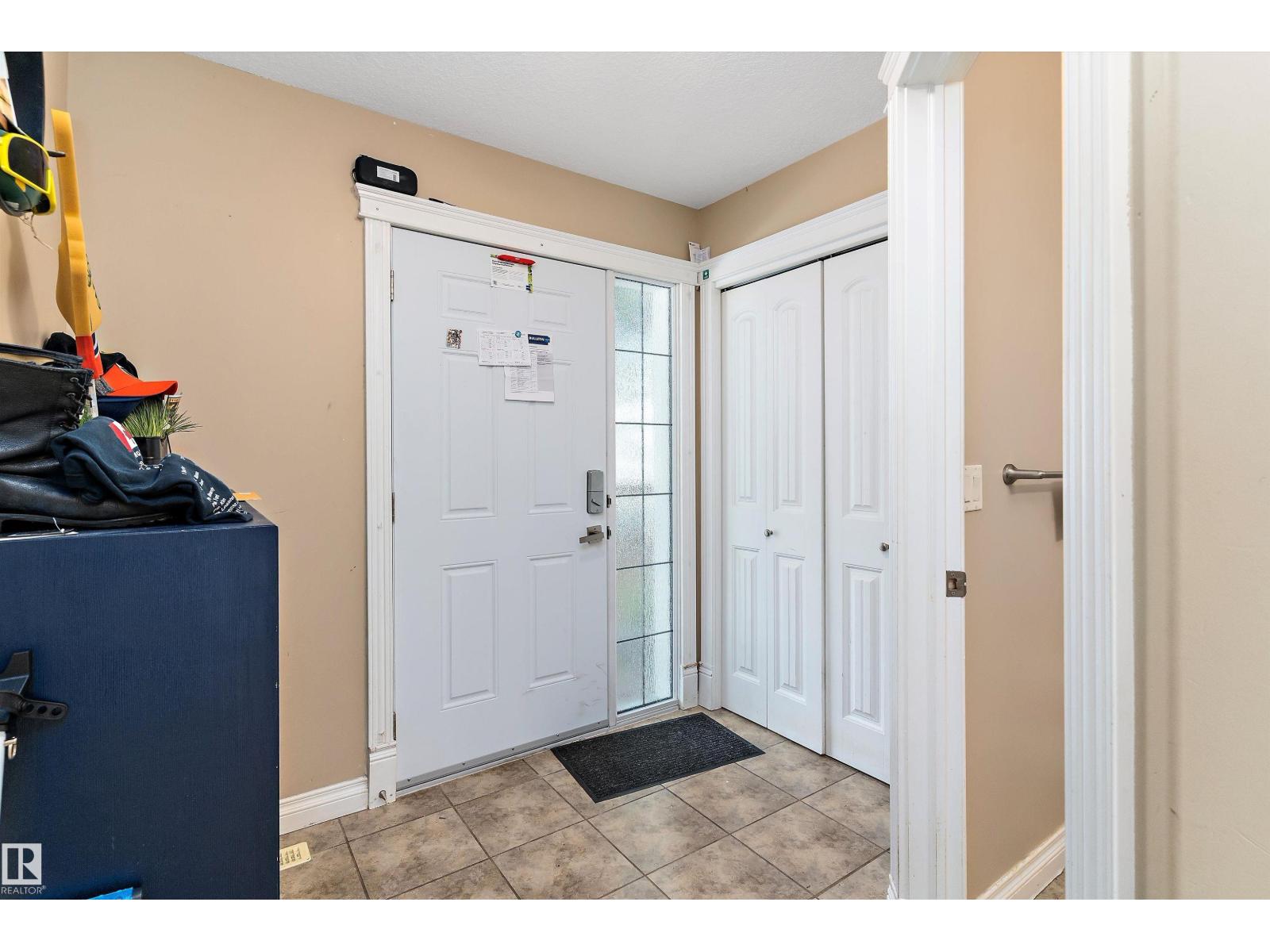 10924 92 St Nw Nw, Edmonton, Alberta  T5H 1W1 - Photo 3 - E4455956