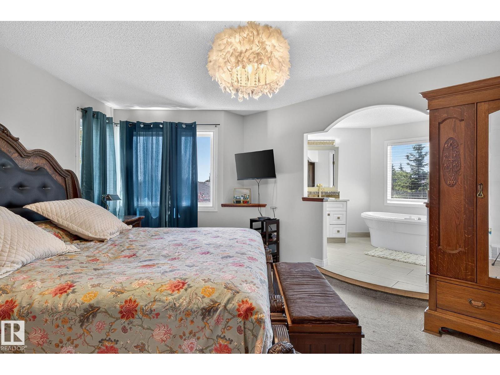 1103 117 St Nw, Edmonton, Alberta  T6J 7C3 - Photo 24 - E4455958