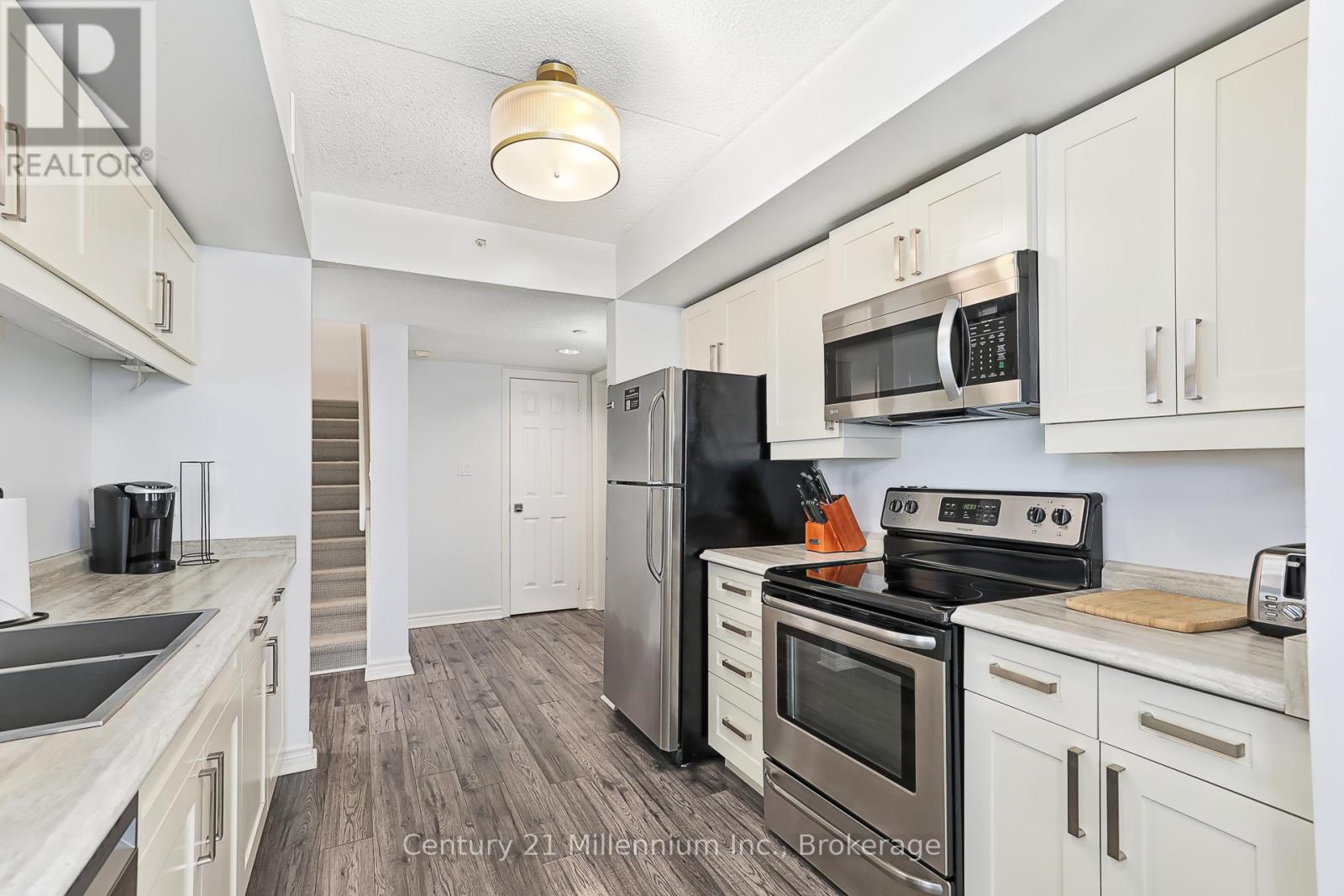 118 - 169 Jozo Weider Boulevard, Blue Mountains, Ontario  L9Y 0V2 - Photo 11 - X12380090