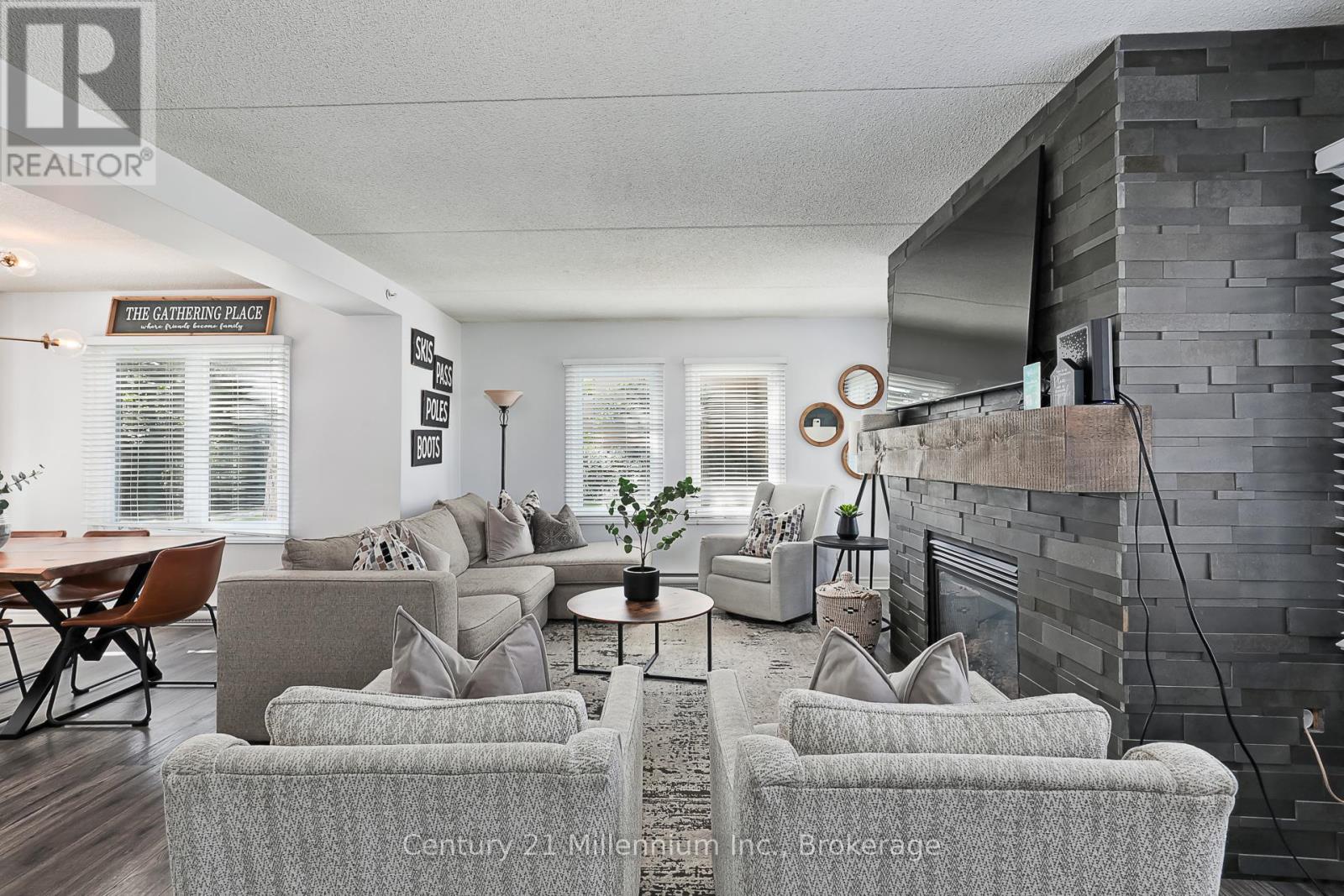 118 - 169 Jozo Weider Boulevard, Blue Mountains, Ontario  L9Y 0V2 - Photo 4 - X12380090