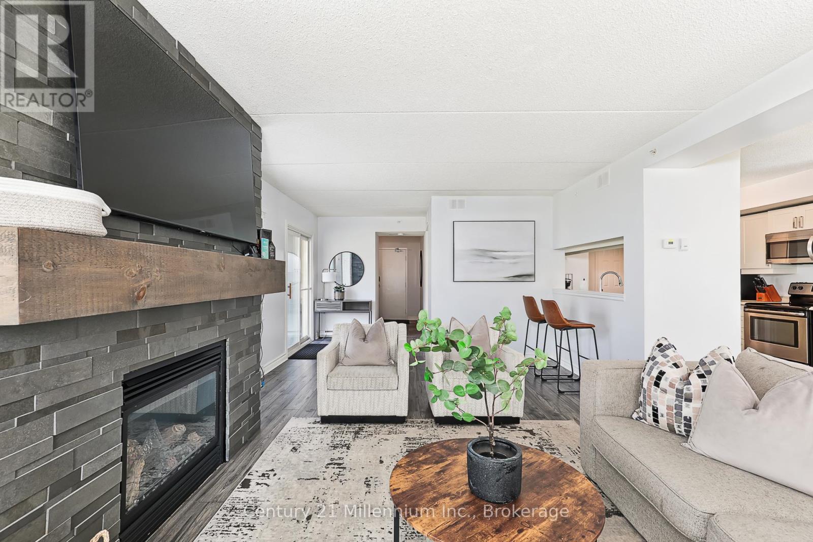 118 - 169 Jozo Weider Boulevard, Blue Mountains, Ontario  L9Y 0V2 - Photo 6 - X12380090