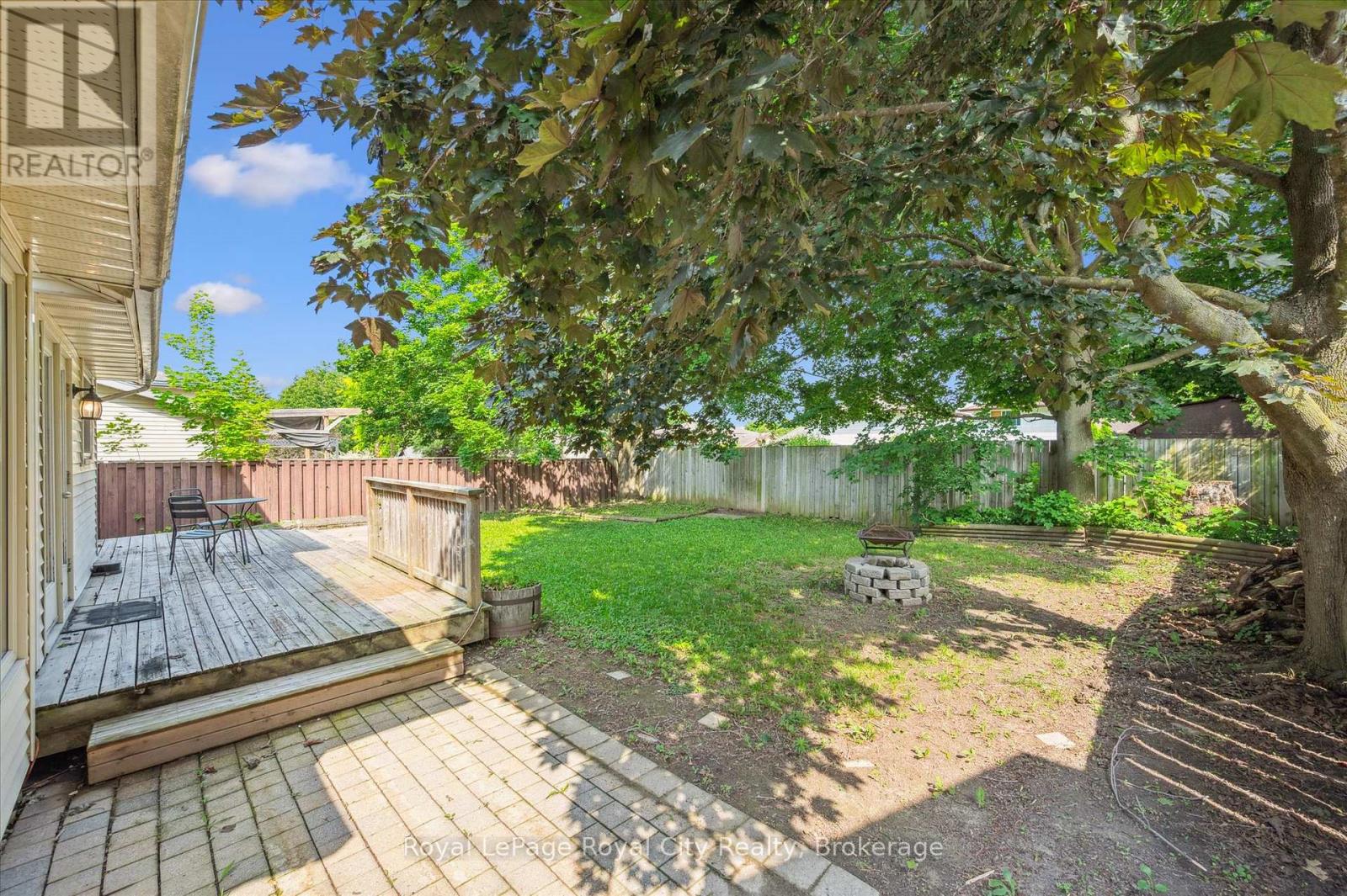 17 Springdale Boulevard, Guelph, Ontario  N1H 6X4 - Photo 33 - X12380060