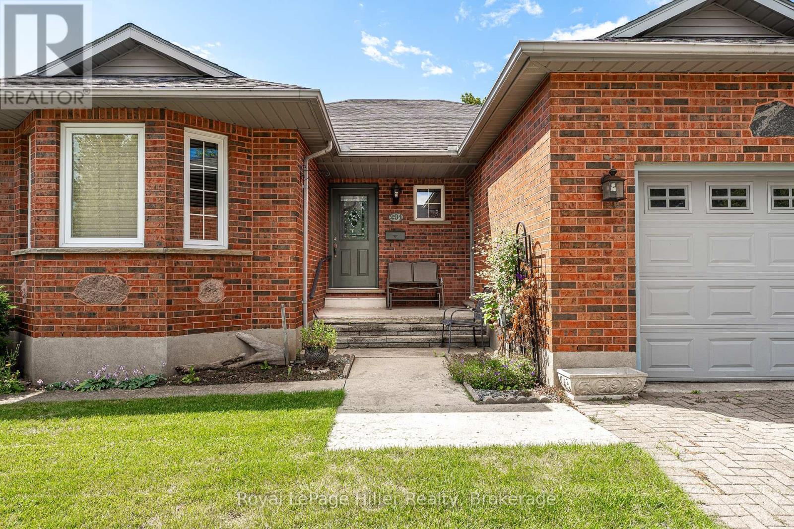 291 John Street S, Stratford, Ontario  N5A 7T2 - Photo 4 - X12380117
