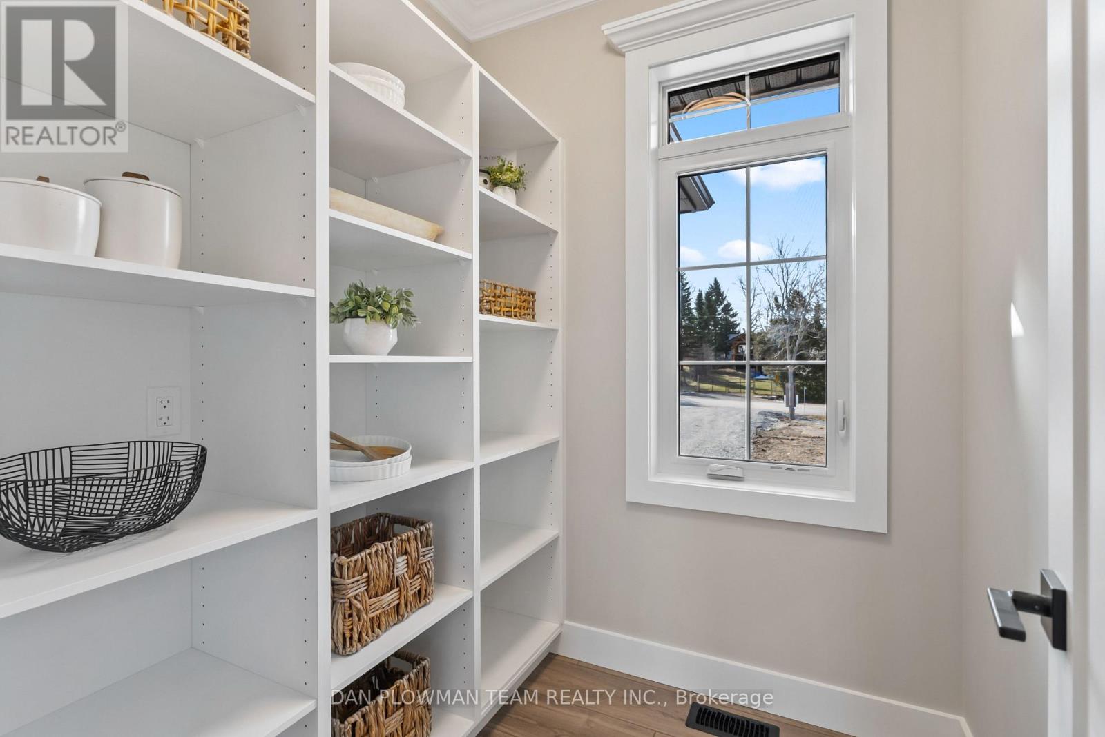 74 Shelley Drive, Kawartha Lakes (Mariposa), Ontario  K0M 2C0 - Photo 12 - X12379895